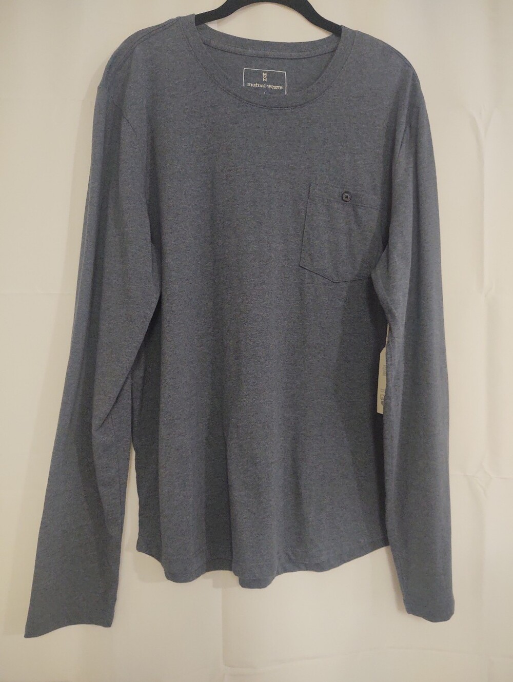 Mutual Weave Long-Sleeve Pocket Tee in Dark Denim Heather Large